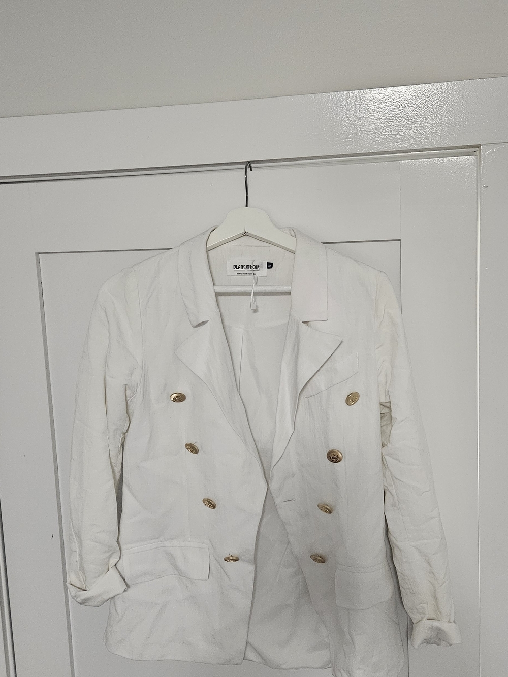 Nwot Blank Noir White Double-Breasted Linen-Blend Blazer with Gold Buttons - Picture 2 of 3